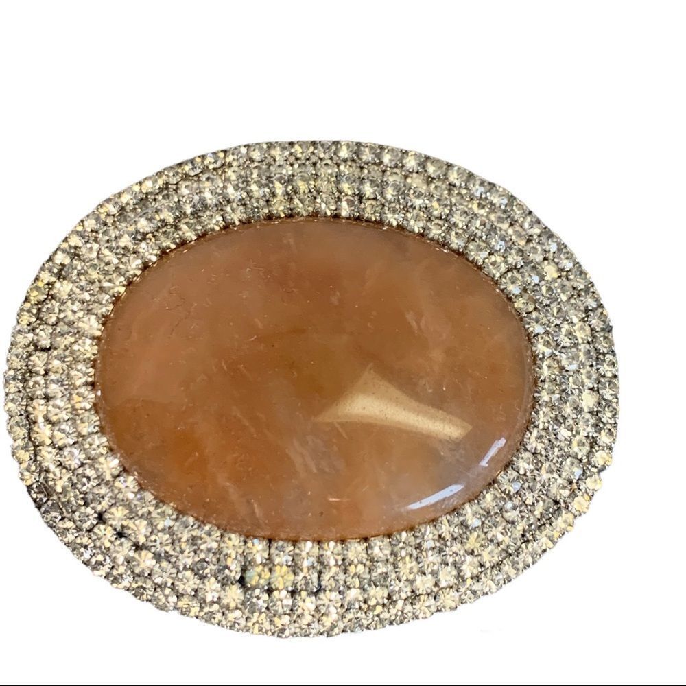 Oval rhinestone trim costume jewellery brooch pin